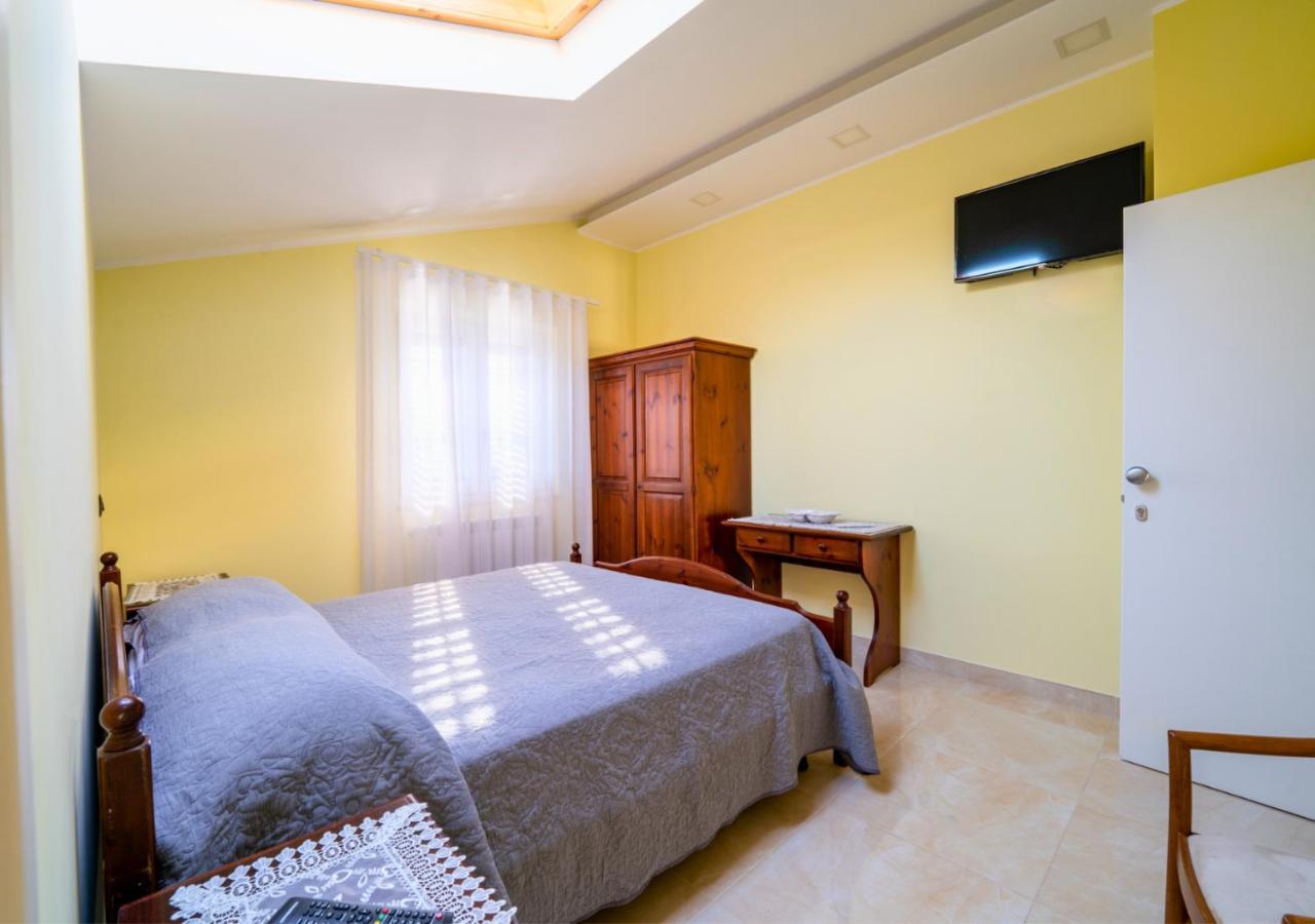 Villa Dei Cesari Bed & Breakfast Santa Maria La Carita Экстерьер фото